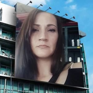 Meet your Posher, Leslie